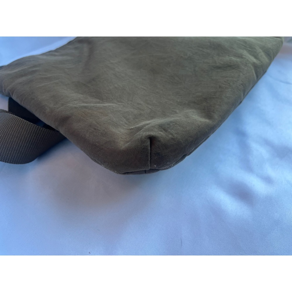 Baggallini Sydney Crossbody Travel Bag Multi Pocket Nylon Messenger Purse Khaki - Picture 6 of 8